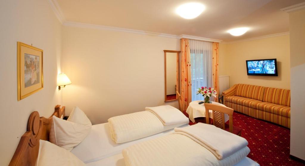 Hotel Hammerwirt - Forellenhof Untertauern Eksteriør billede