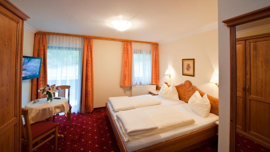 Hotel Hammerwirt - Forellenhof Untertauern Værelse billede