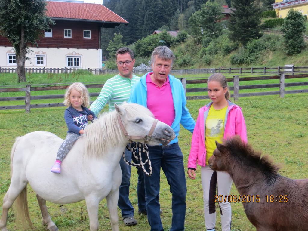 Hotel Hammerwirt - Forellenhof Untertauern Eksteriør billede